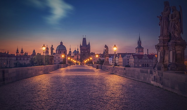 Praha v noci